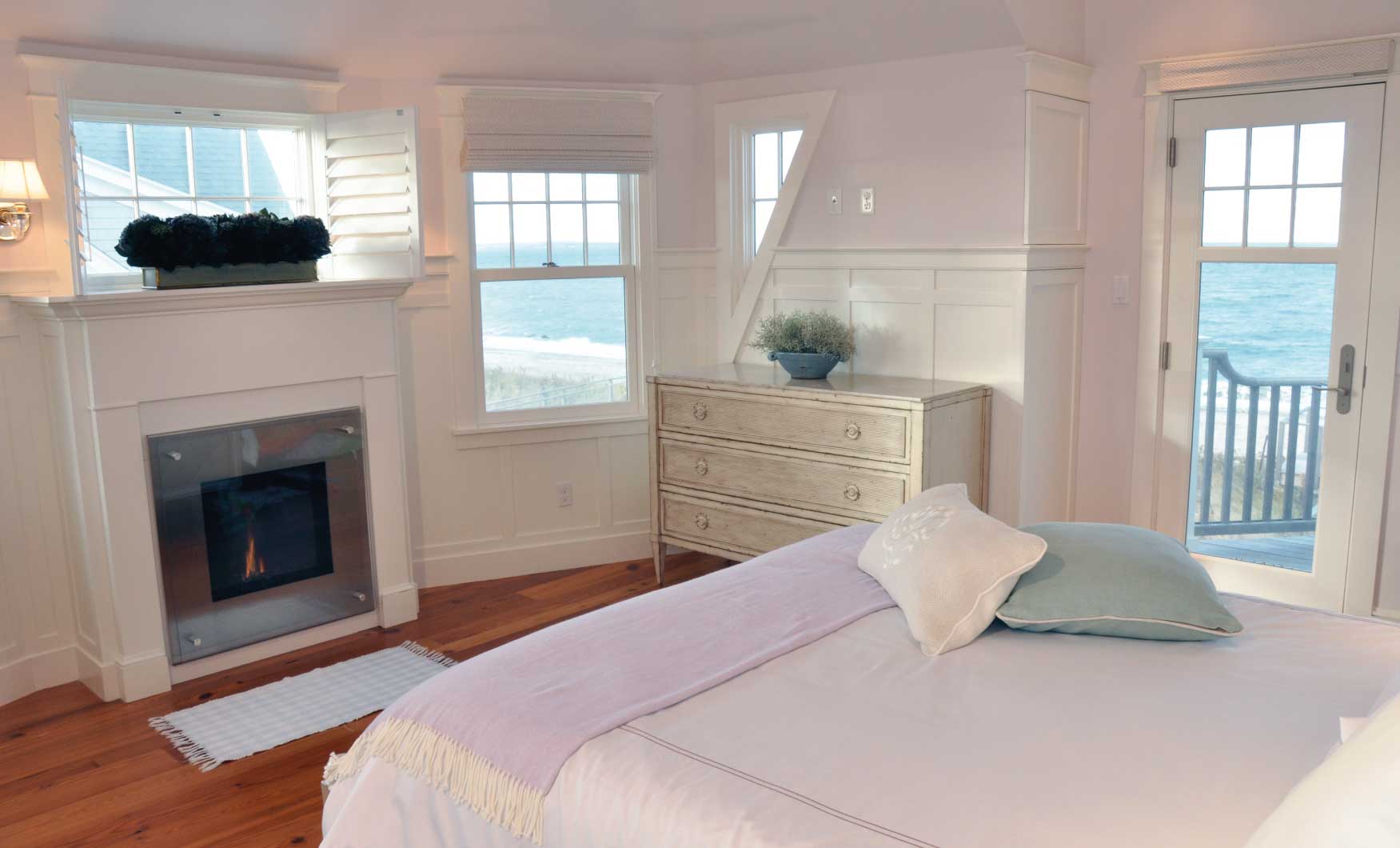 saltmarsh-house-joseph-w-dick-architecture-bedroom-ocean-view