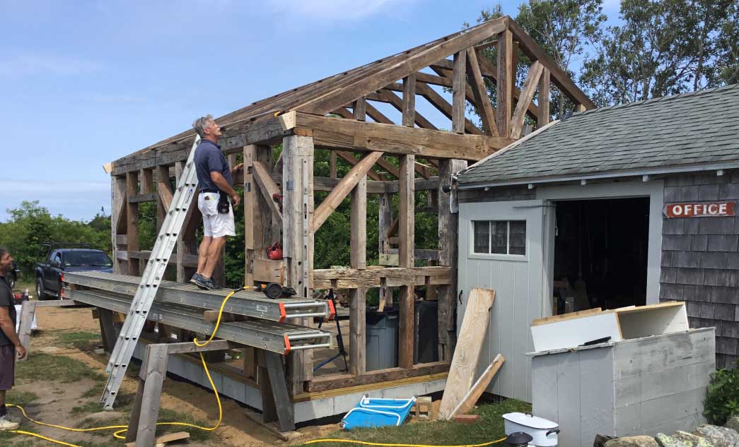 Joe-w-dick-barn-restoration-structure-beams